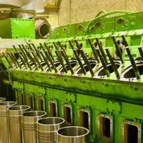 specialist in Jenbacher gas engines especialistas en motores de gas Jenbacher